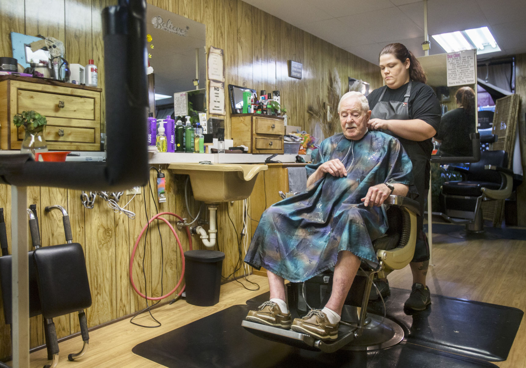 Chesterbarbershop.jpg